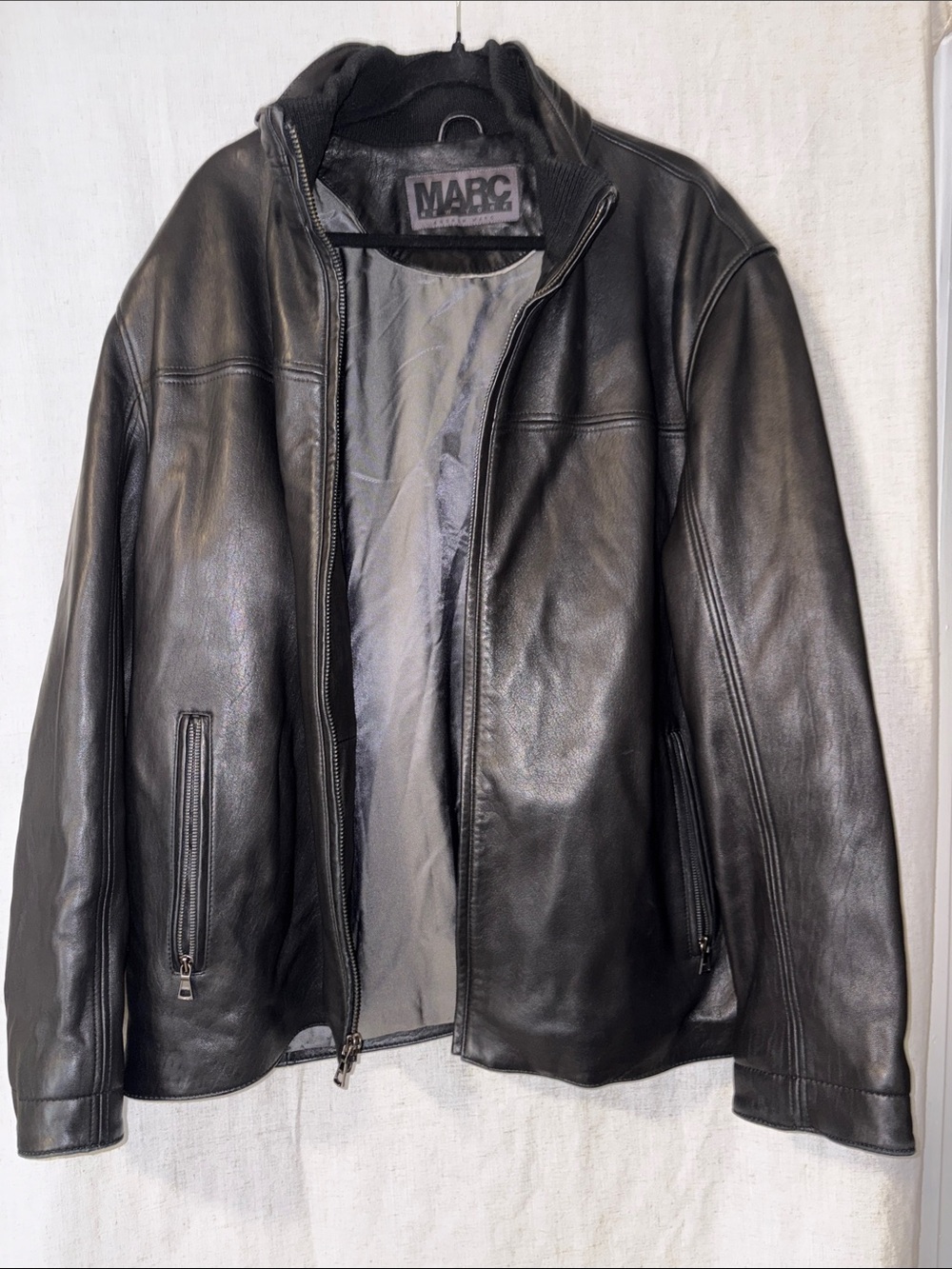 Vintage men’s Andrew Marc Black Leather Bomber Jacket